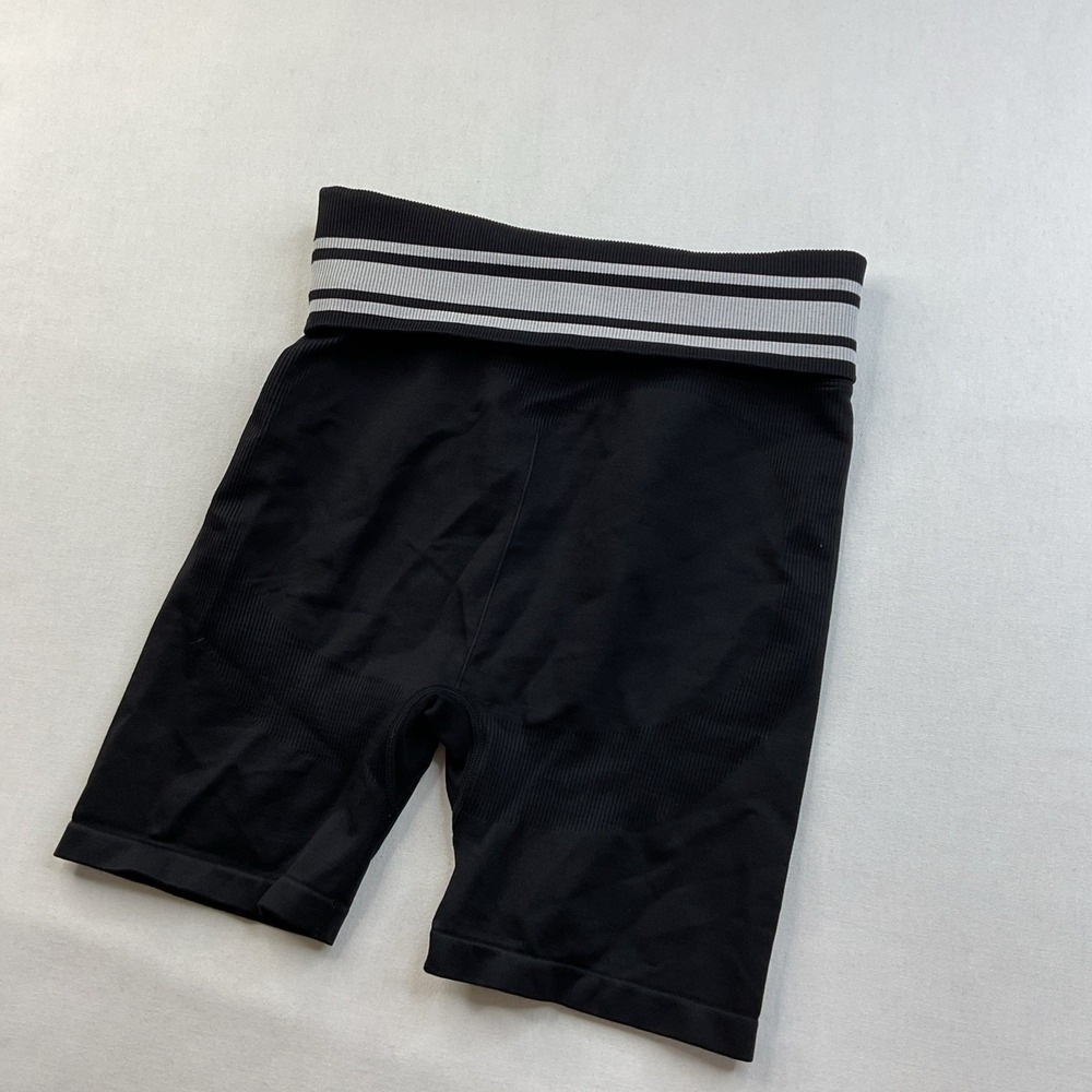 Victoria Secret Pink Biker Shorts Women Sz S Foldover Seamless Gym Athletic - Picture 5 of 8